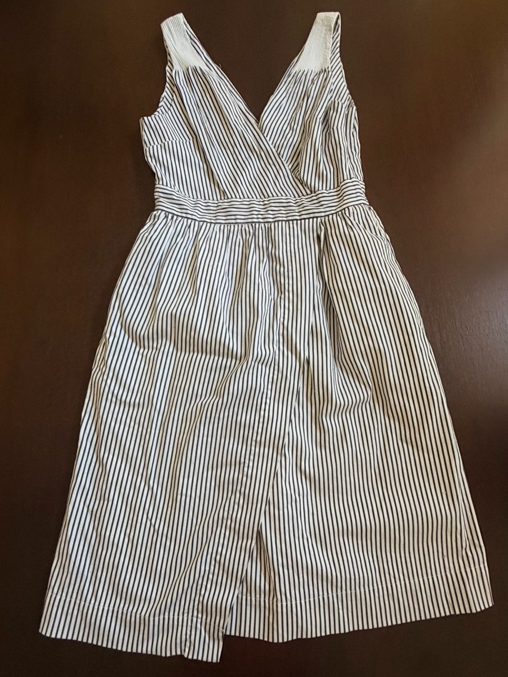 Banana Republic White and Black Striped Midi Dress with Side Pockets